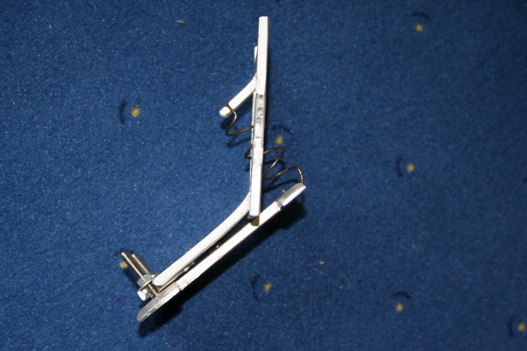 13_secondary_holder_side_view.jpg